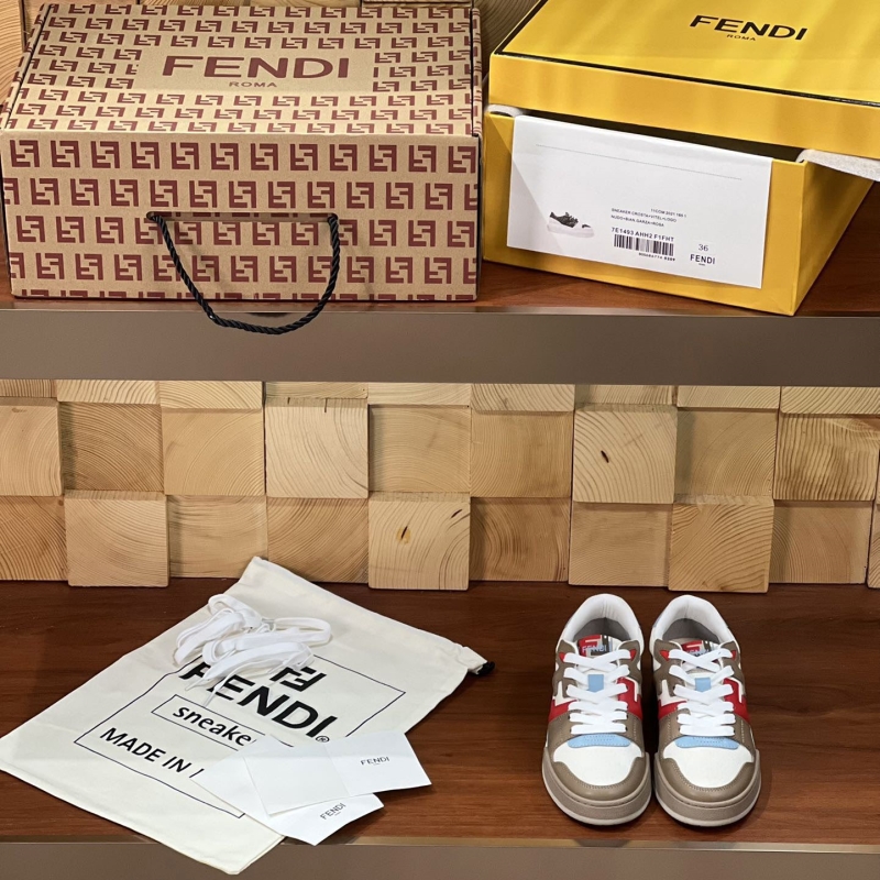 F**di casual shoes